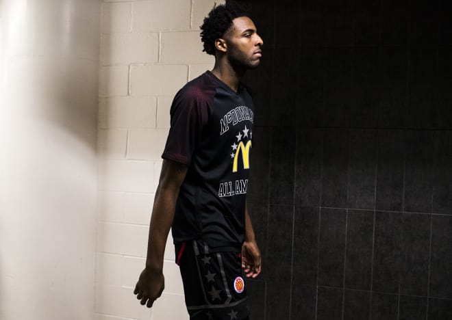 Five-star center Mitchell Robinson plans to visit Kansas this weekend