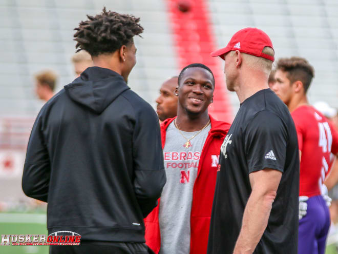 Marvin Scott III talking with Coach Frost at FNL1.