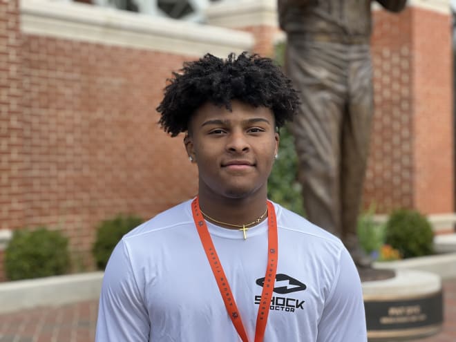 Four-star linebacker Jaiden Ausberry, a 2023 recruit, has Notre Dame among his top schools.