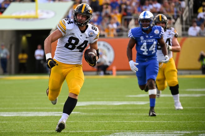 11 Iowa Hawkeyes make Athlon Sports' 2022 Big Ten All-Conference teams