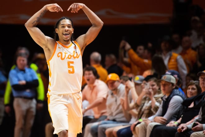 Tennessee basketball will face NC State in San Antonio during the 2023-24 season.
