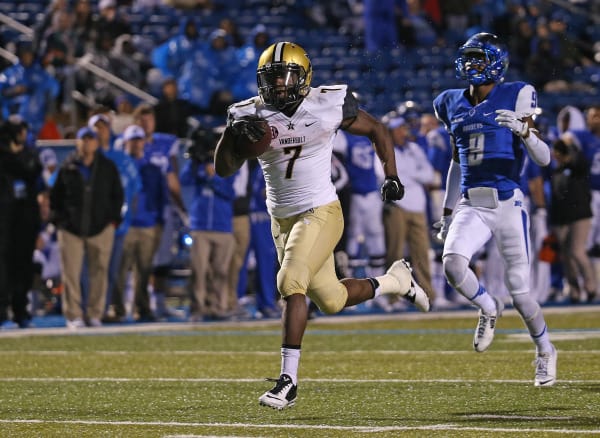 Ralph Webb sprints for a touchdown to help Vanderbilt knock off MTSU in Murfreesboro.