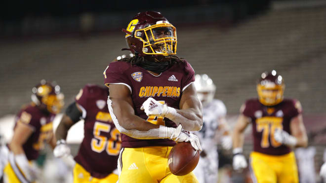 How big of a role will Central Michigan transfer RB Kobe Lewis forge?