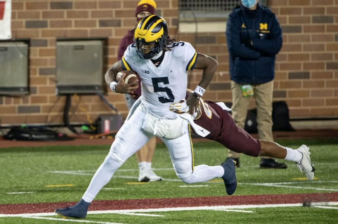 Michigan Wolverines football QB Joe Milton