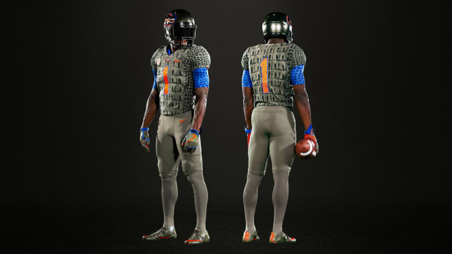 Florida gators best sale uniform history