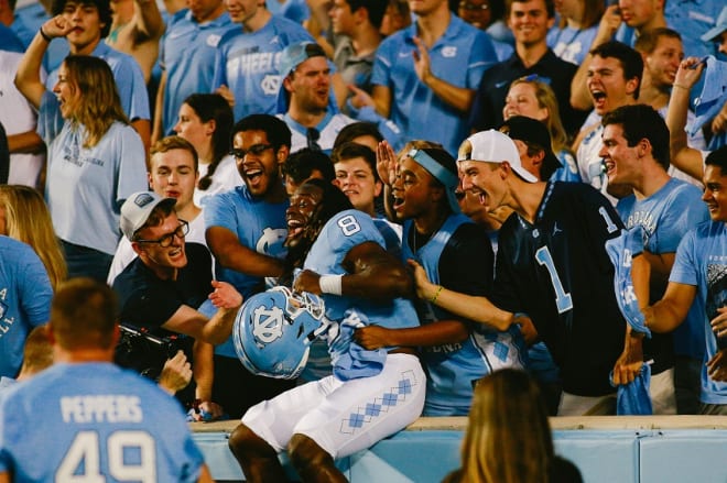 The Tar Heels' seal pretty much means staying away from other students for now.