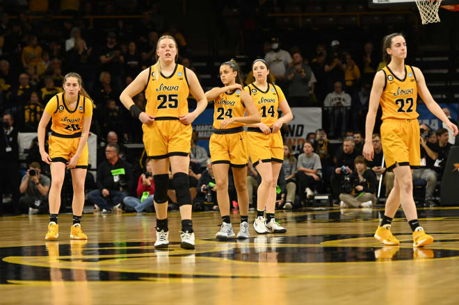 Go Iowa Awesome Iowa Wbb Announces Non Conference Schedule 9257