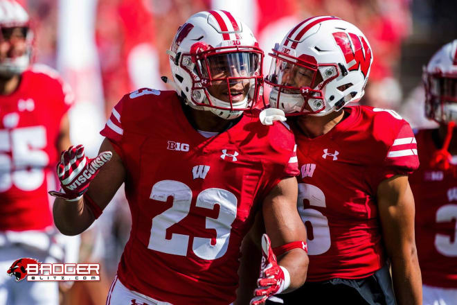 Wisconsin store football jersey