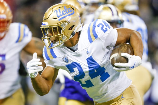 UCLA RB Zach Charbonnet is the national leader in rushing yards per carry (7.53)