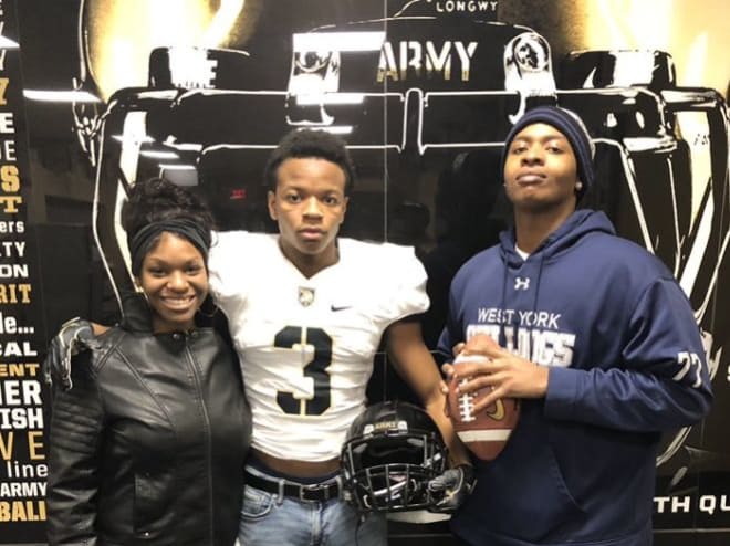 Running back Ay’Jaun Marshall and family during his unofficial visit to Army West Point