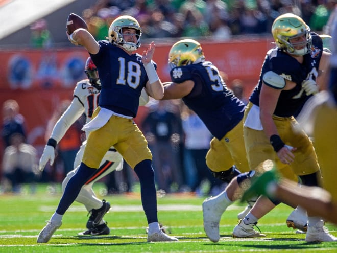 Steve Angeli completed 15 of his 19 pass attempts in Notre Dame 40-8 Sun Bowl victory over Oregon State.