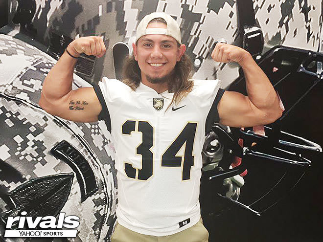 Athlete Zack Boobas joins the Army Black Knights 2017 recruiting class