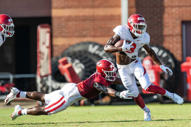 Mike Woods was one of three wide receivers with a touchdown catch in Friday's scrimmage.