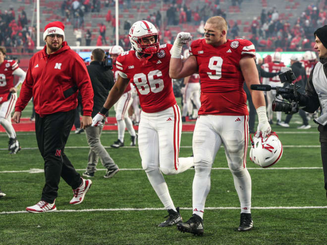 Nebraska football defensive lineman Ty Robinson (9) is returning to the Huskers for a sixth year