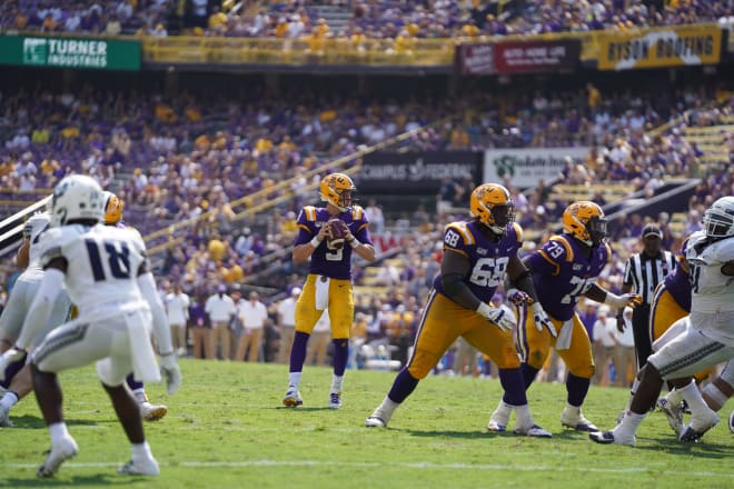 Joe Burrow's three TDs lift No. 5 LSU over No. 7 Florida - Los