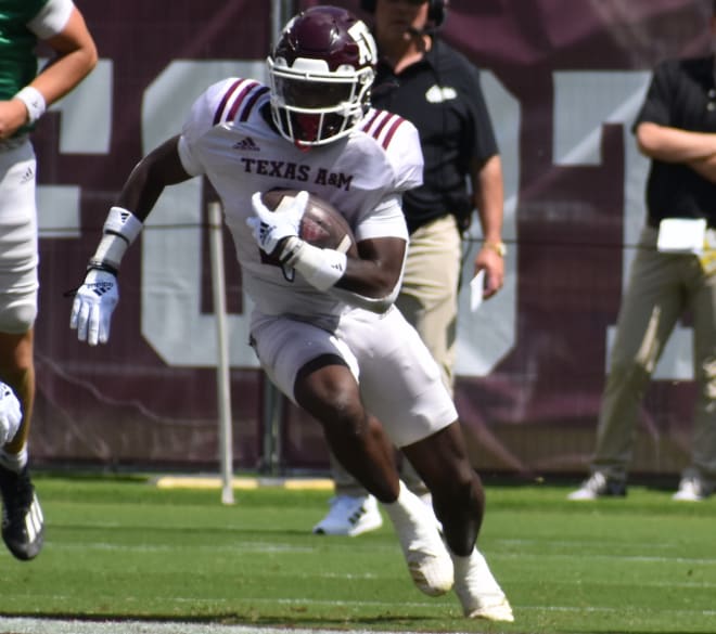 SEC Football: Aggies Jurriente Davis graded among top 10 linebackers