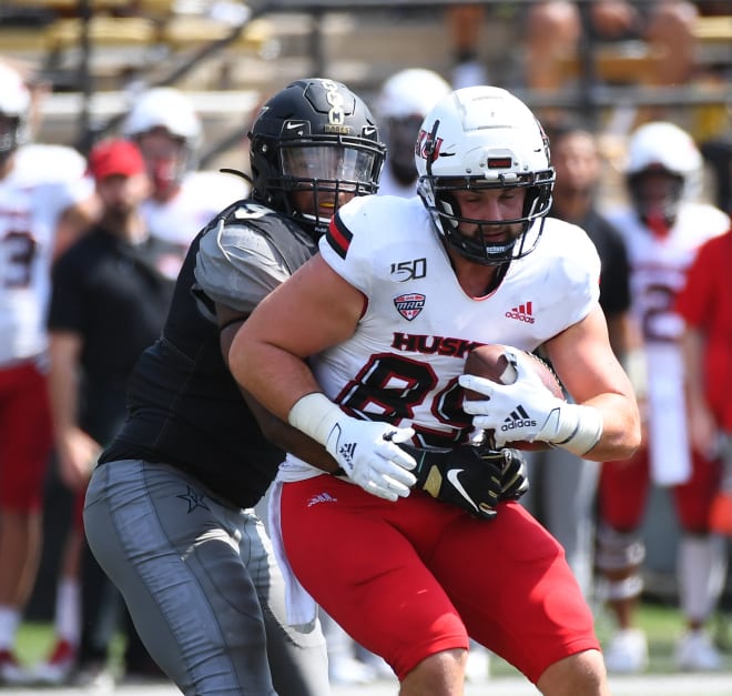 Bulls add Northern Illinois grad transfer TE Mitchell Brinkman ...