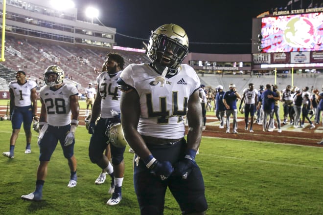 Georgia Tech Yellow Jackets linebacker Quez Jackson vs. Notre Dame Fighting Irish football 