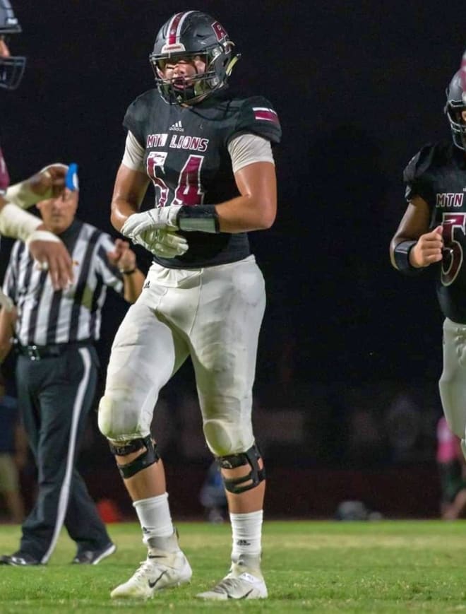Red Mountain DE/OT Jake Griffin  (Photo Courtesy of Jake Griffin/yz Blue Photography)