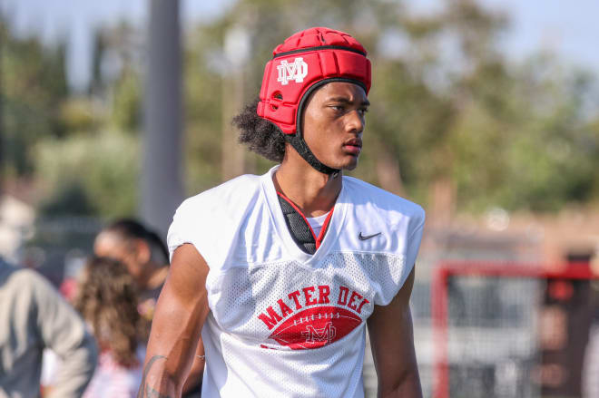 chris henry jr-chris henry jr football-chris henry jr recruit-chris henry jr ohio state-chris henry jr buckeyes-chris henry jr mater dei-chris henry jr california