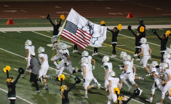The Horizon Huskies take the field in an Open Division playoff game last year.  HHS posted a 9-1 regular season record, it's best since 2005.