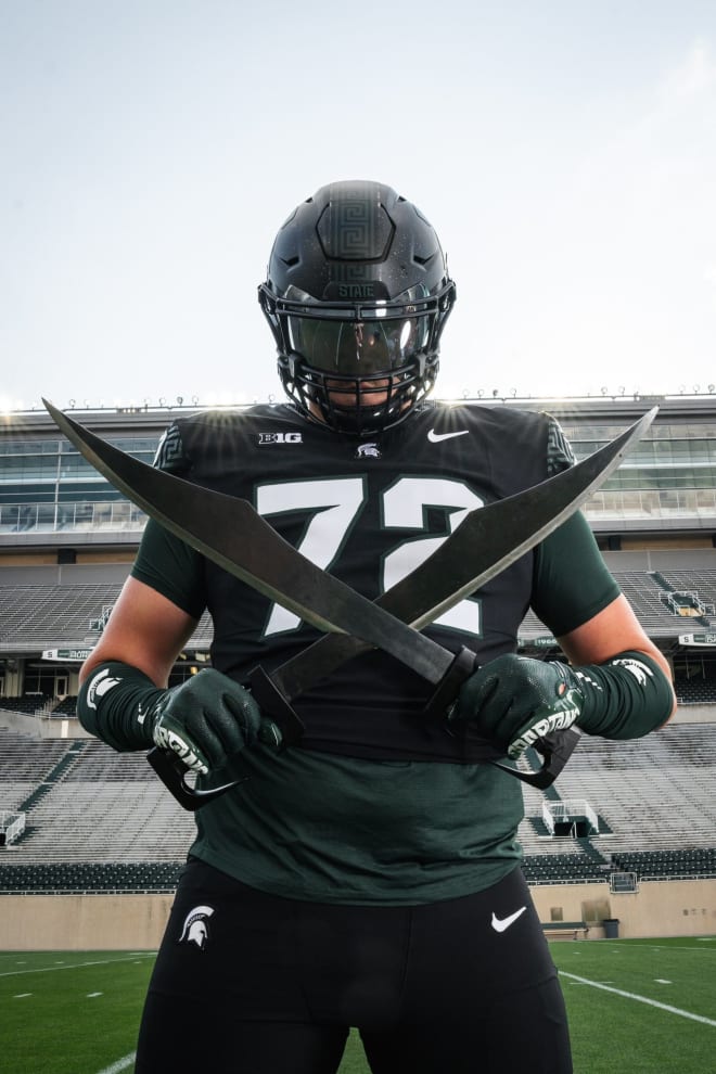 Class of 2025 three-star offensive tackle Justin Bell on Michigan State official visit. (Photo courtesy of