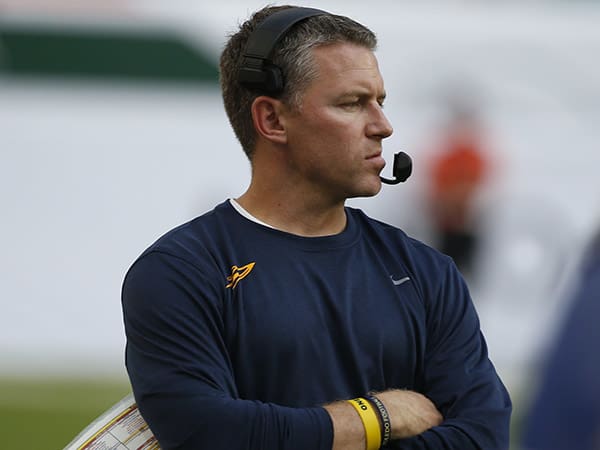 Notre Dame Fighting Irish football takes on the Toledo Rockets and head coach Jason Candle