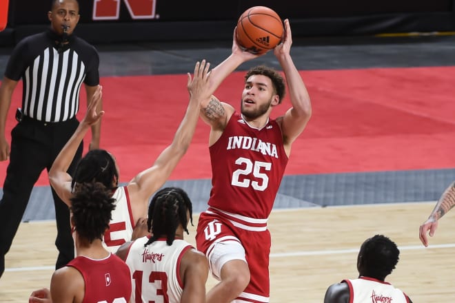 Race Thompson announces he will return to Indiana for senior season