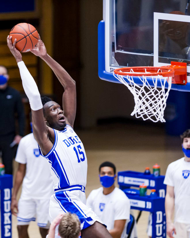 Mark Williams caught several alley-oops on the night.