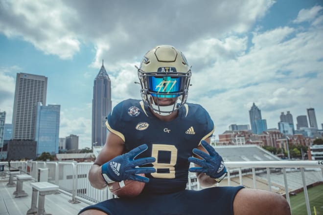 Reid poses during his unofficial visit to Georgia Tech on Friday