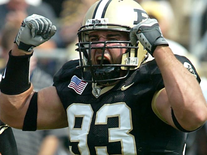 Rob Ninkovich, a standout JC transfer for Purdue before a successful NFL career, turns 38 today. 