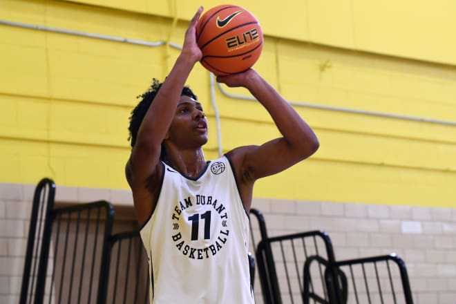 Four-star guard Acaden Lewis averaged 17 points per game during the first EYBL session this spring.