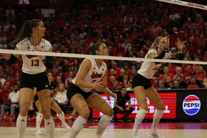 Merritt Beason, Bekka Allick and Ally Batenhorst.