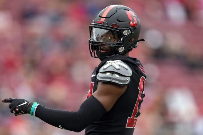 Kyu Blu Kelly looks to anchor Stanford's secondary at #13 Utah. 