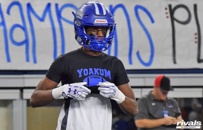 Rivals250 wide receiver Joshua Moore prior to Yoakum's state championship game