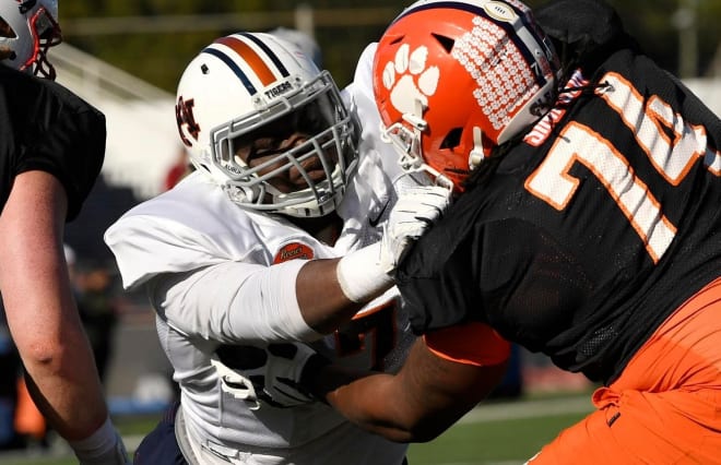 Marlon Davidson (7) during Senior Bowl practice on Tuesday.