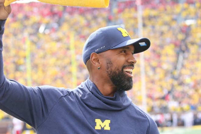 LOOK: Michigan legend Charles Woodson puts on recruiting hat again -  Maize&BlueReview