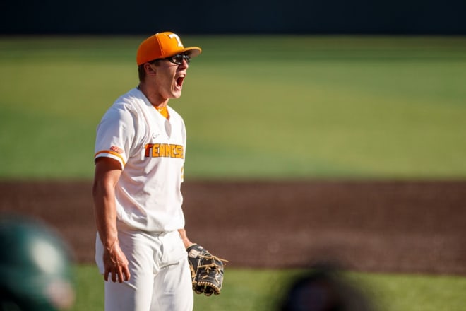 Gilbert's walk-off grand slam lifts Vols past Wright State, Baseball