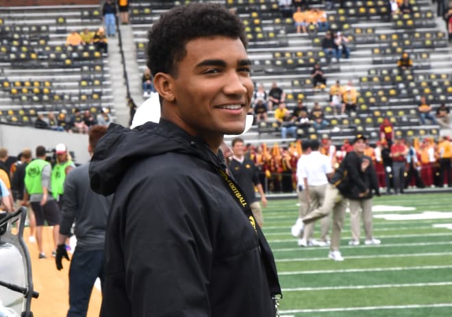 Incoming freshman tight end Josiah Miamen arrives in Iowa City on June 9th.