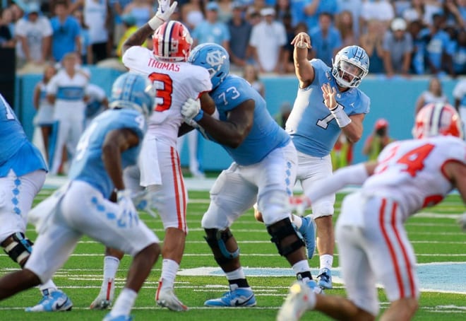 UNC Football: Former linemen starting for New York Giants