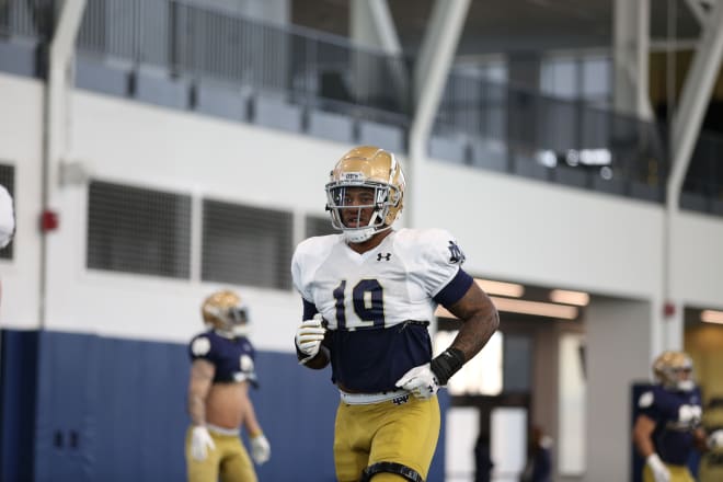 Notre Dame Fighting Irish football senior defensive end Justin Ademilola