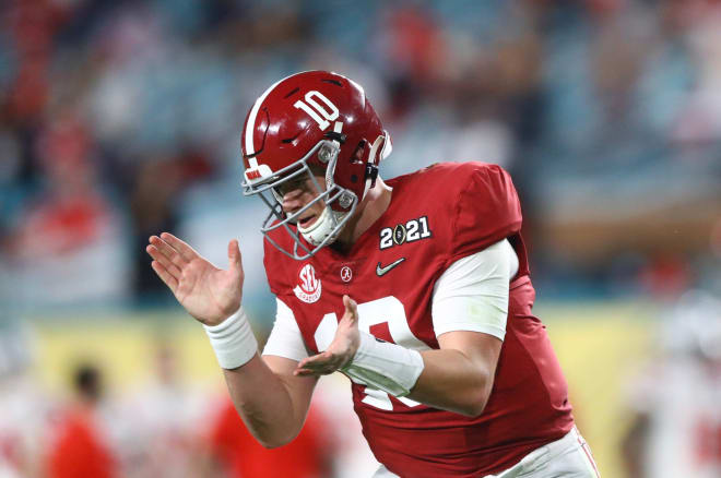 Alabama Crimson Tide quarterback Mac Jones (10) celebrates against the Ohio State Buckeyes in the 2021 College Football Playoff National Championship Game. Photo | USA Today Sports 