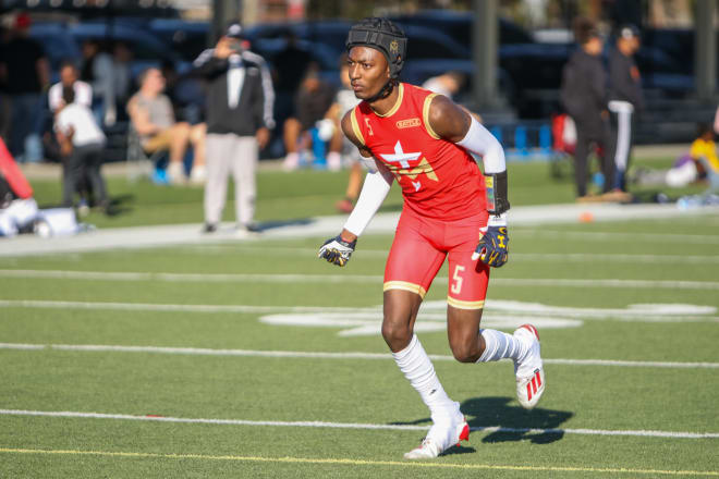 2023 receiver/cornerback Surahz Buncom was sporting Cal gloves during a recent seven-on-seven event as he continues to build his relationship with the Bears coaches in hopes of landing an offer.