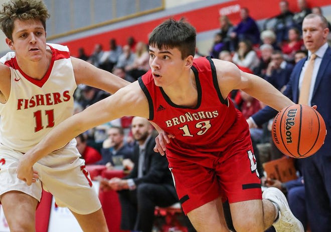 Brooks Barnhizer can play lead guard or wing and is the best shooter of the bunch.