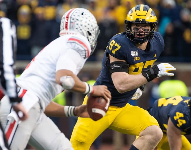 Michigan Wolverines football junior edge defender Aidan Hutchinson missed the final three and a half games of last season with an ankle injury.