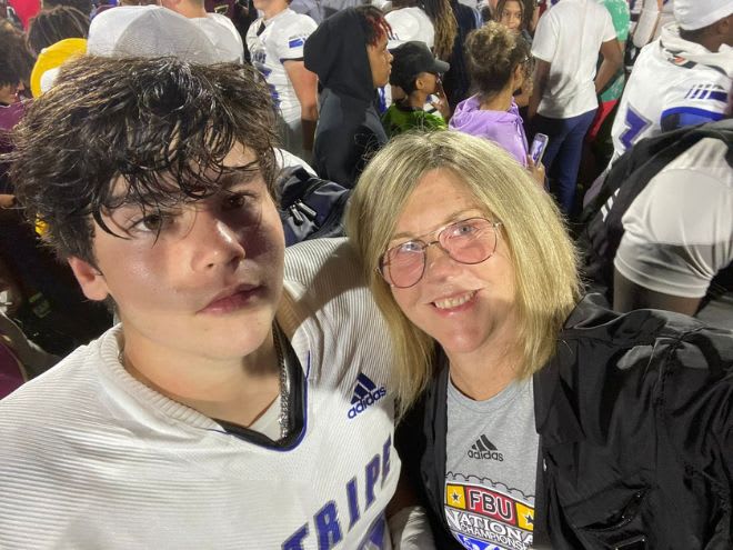 2026 offensive lineman George Haseotes with his mother, Kristen Williams-Haseote (Photo courtesy of George Haseotes)