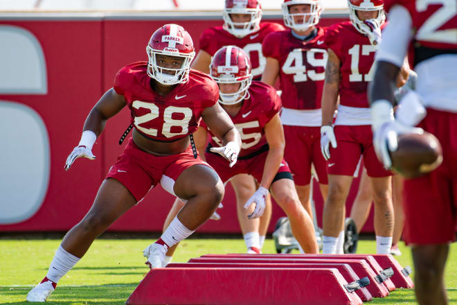 Arkansas linebacker Andrew Parker has entered the transfer portal.