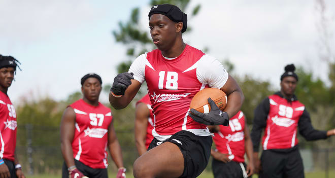 Penn State Nittany Lions football received a commitment from IMG Academy running back Kaytron Allen. 