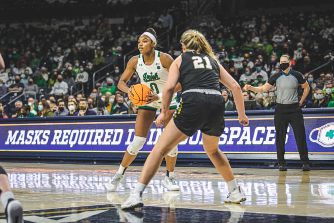 Notre Dame Fighting Irish women’s basketball forward Maya Dodson 