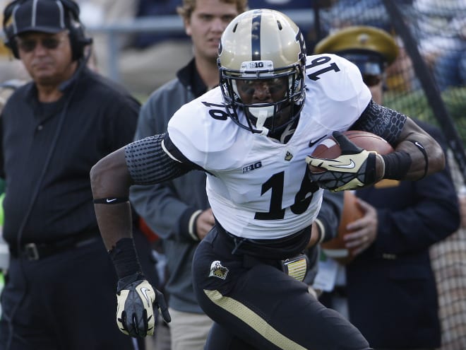 A converted quarterback, Dolapo Macarthy played receiver for coaches Danny Hope and Darrell Hazell from 2011-14.